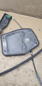 Mechanizm podnośnik szyby prawy przód VW Golf V Plus 6