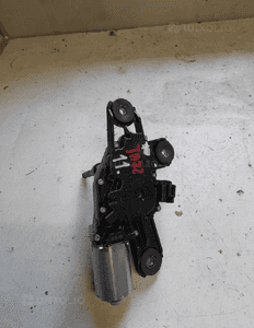 FORD FIESTA MK7 SILNICZEK WYCIERACZKI TYŁ 1