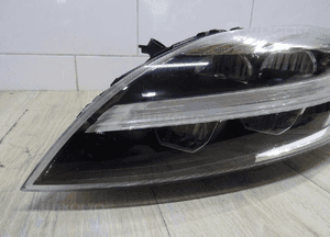 LAMPA lewa przód  VOLVO V40 II 31420447 2