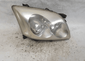 Lampa przednia prawa przód prawo toyota avensis T25 1