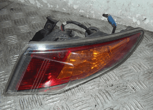 Honda civic viii hb ufo lampa tył prawa w błotnik 2