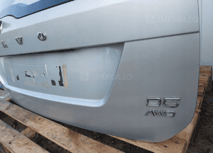 Volvo XC60 klapa bagażnika tył tylna kompletna 11