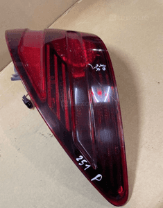 MERCEDES R 251 lampa tylna lewa prawa oryginał 3
