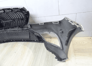 Mercedes c-klasa W205 lift zderzak przód przedn 12