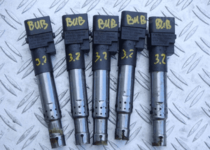 CEWKA ZAPLONOWA 022905715B GOLF V AUDI A3 3.2 BUB