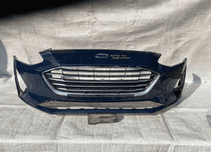 Ford focus MK4 zderzak przedni 18- 1