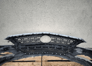 Zderzak przód przedni mercedes cls ii W218 A2188850025  kratka grill 8
