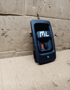 Klamka klapy bagażnika Mercedes ML W163 1637600061 3