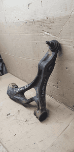 Wahacz prawy przód przedni dolny VW Touareg 7L0407154B 2