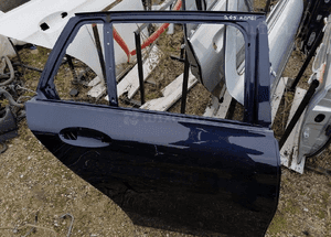 Mercedes c 205  drzwi prawy tył kombi tylne prawe 1