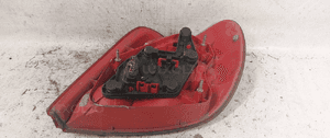 Tyl tylna lampa lewa toyota avensis T22 4