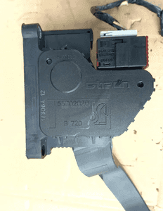 Fiat Grande Punto 1.4 8V pedał potencjometr gazu 55702020 2