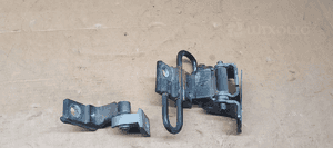 Zawias zawiasy drzwi prawy przód para Audi A4 B6 8E0831412B 3