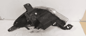 Lampa przod przednia prawa citroen C3 2 4