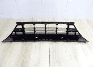 Volvo XC60 ii lift r-design kratka zderzaka 32234959 2