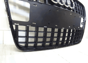 Grill Audi Q7 SQ7 W12 S-Line 4L0807651J lift 4