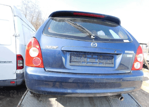 Mazda 323f bj 98-03 Klapa tylna tył  z szyba w kolor 22A 1