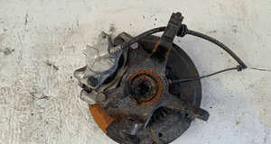 RENAULT CLIO V 1.0 TCE zwrotnica prawa 2