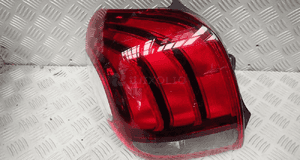 Lampa lewy / prawy tył peugeot 108 1