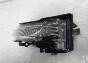 Audi e-tron e tron kierunkowskaz lusterka lewy 4