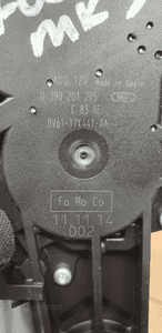 Silniczek wycieraczki tył tylnej Ford Focus MK3 BV61-17K441-AA 0390201205 6