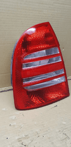 Lampa lewy tył tylna lewa Skoda Superb I 4