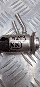 MERCEDES W213 WTRYSKIWACZ ADBLUE A0004901613 12