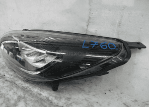 Ford fiesta MK8 lift full led cała lampa przód lewa przednia 3