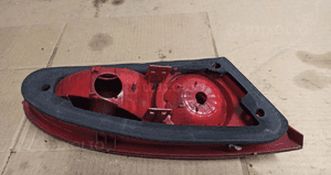 Lampa prawy tył w klapę seat leon ii 3