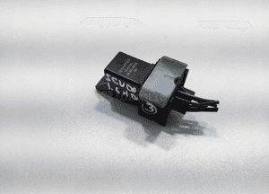 Przekaźnik świec żarowych jumpy expert ii 1.6 hdi 9640469680 51252002 07-13 2