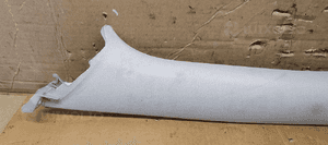 Osłona poszycie słupka lewy przód Citroen C5 III 9685464377 9655493577 2