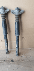 Amortyzator prawy lewy tył tylny VW Passat B6 kombi 4