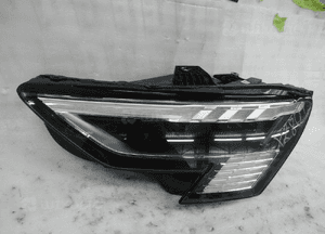 Audi A3 8Y0 full led matrix idealna lampa przednia lewa 4