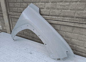 HYUNDAI TUCSON 2021 - 24 BŁOTNIK PRZEDNI PRAWY 2