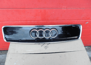 Atrapa grill audi A2 8Z0 8Z 1