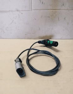 Czujnik położenia wału VW Passat B5 1.9 TDI 038907319E 2