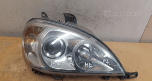 Lampa przód przednia prawa  mercedes ml W163 00-05r 1