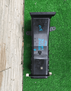 Wlot chłodzenia tarcz bmw 5 G60 9883898 9883896