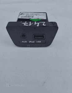 Gniazdo port złącze usb aux hyundai I30 ii 2 96120-A5000 1