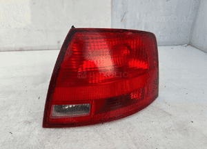AUDI A4 B7 III 07r lampa prawa tył 8E9945096E 1