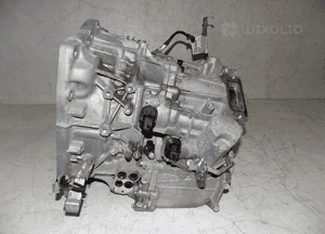 Volvo XC40 1.5 plug-in hybrid skrzynia biegów P01285477 4