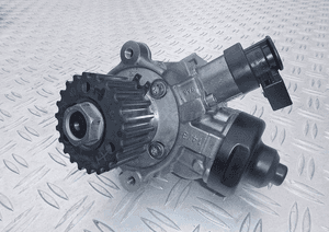 POMPA WTRYSKOWA 04L130755D VW AUDI 1.6 TDI DCX