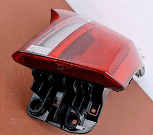 Audi Q3 LAMPA Lewa Tylna 83A945069 2