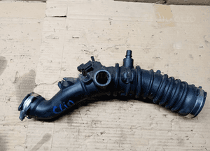 Rura przewód dolot powietrza Renault Clio III 1.2 TCE 8200519077 2