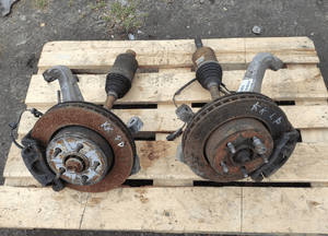 Jeep cherokee liberty kk 2.8CRD 07-12r. zwrotnica półoś tarcza zacisk przód 1