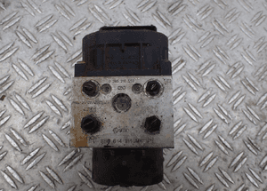 Vw passat B5 pompa sterownik abs 8E0614111 radom 3