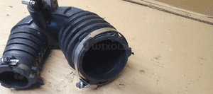 Rura przewód dolot powietrza Audi A6 C6 2.0 TDI 4F0129615E 4
