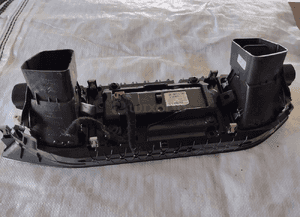 Wyświetlacz ekran radia kratki nawiewu peugeot 308 T9 ii 9812067580 2