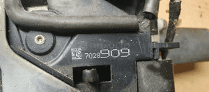 Zamek lewy tył tylny dociąg BMW 7 E65 7028909 7