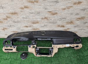 Deska poduszki konsola bmw 5 F10 F11 1